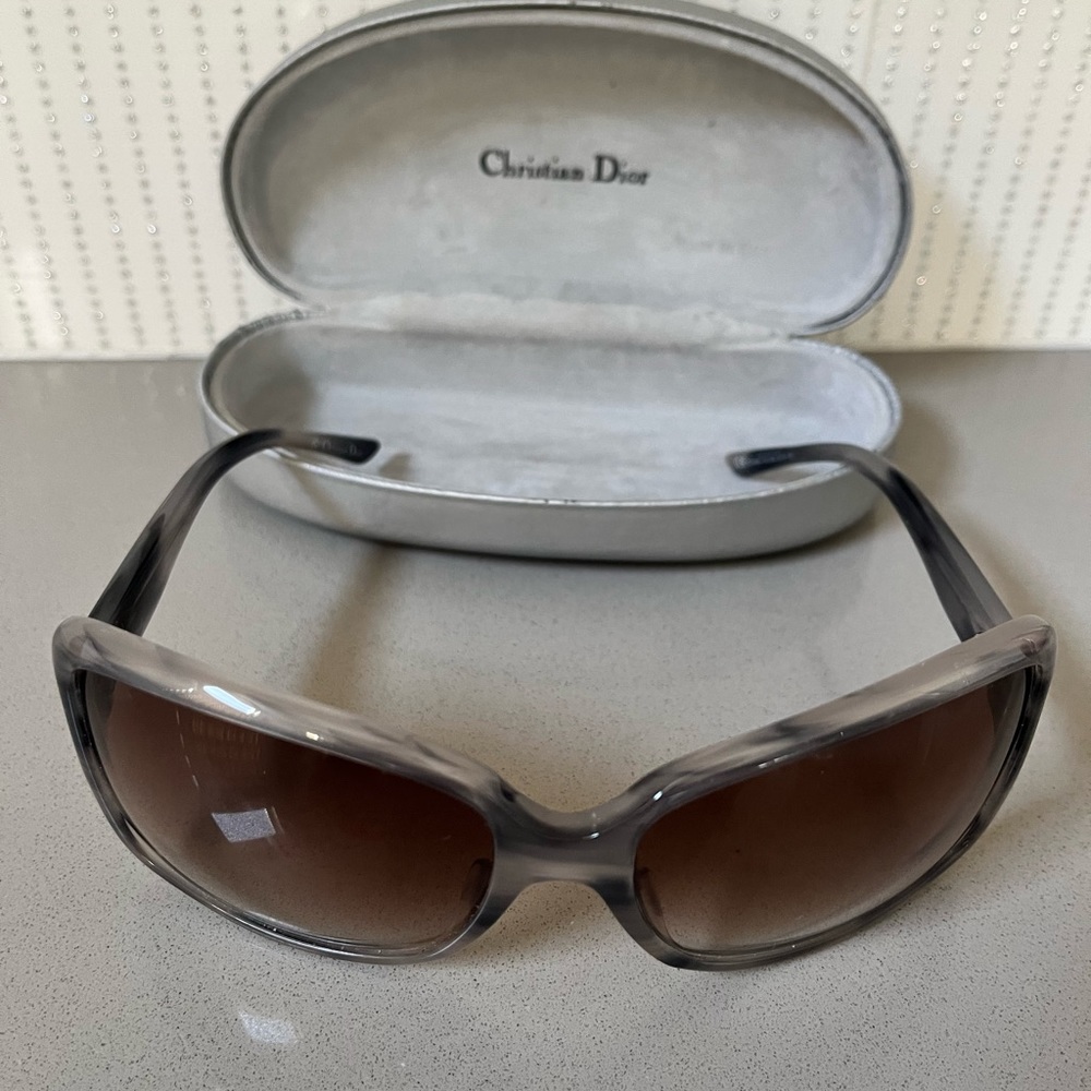 Dior Tortoise Shell Grey Oversized Sunglasses - image 2